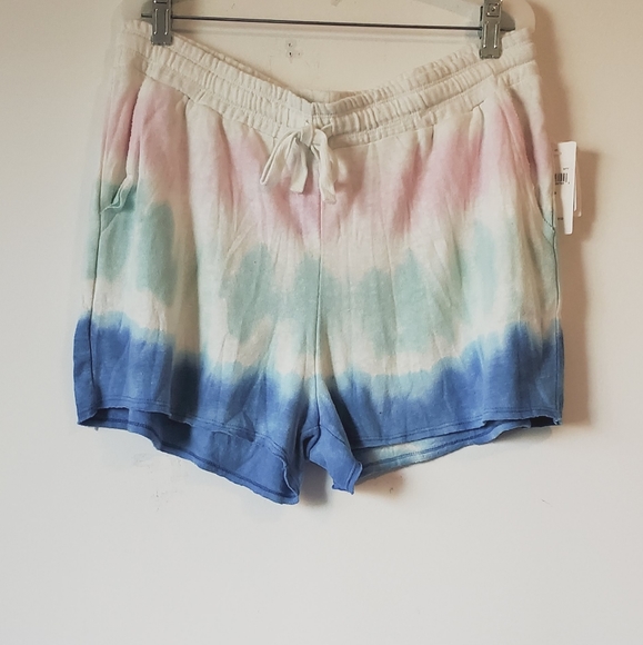 Splendid Tie-Dye Shorts - Picture 3 of 3